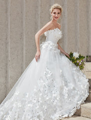 Engagement Open Back Formal Wedding Dresses Ball Gown Square Neck Strapless Chapel Train Lace Bridal Gowns With Crystals Flower