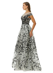 Black Appliques Tulle Scoop Flower Prom Dress