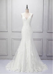Elegant Tulle V-neck Neckline Mermaid Wedding Dress With Beaded Lace Appliques