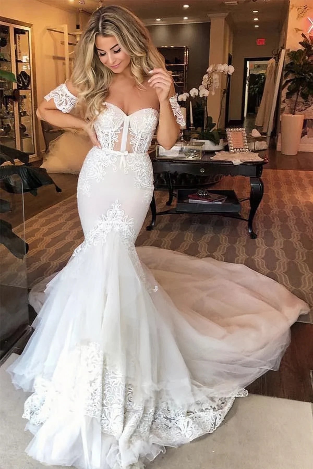 Lace Trumpet Mermaid Sweetheart Short Sleeve Wedding Dress