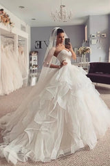 Pleats Ruffles Ball Gown Sweetheart Tulle Wedding Dress