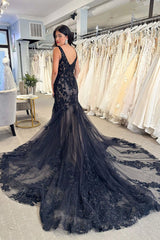 Black V Neck Backless Lace Trumpet Mermaid Prom Dress