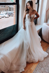 Long A-Line White Backless Appliques Tulle Wedding Dress