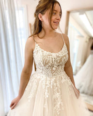 Sexy Lace Appliques Tulle A Line Bridal Wedding Dress