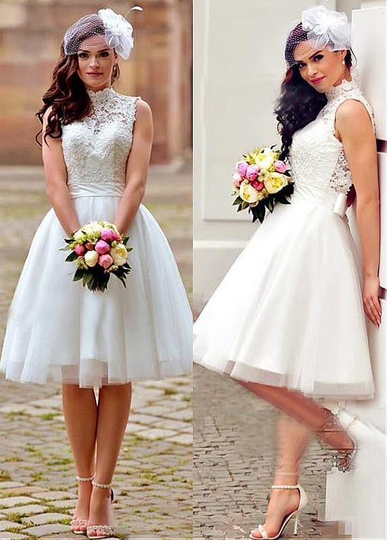 Knee-Length Wedding Dress With Lace Appliques