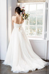 Belt Backless A Line Flower Beaded Tulle Wedding Dress