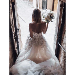 A-Line Tulle Applique Sweetheart Sweep/Brush Train Wedding Dress