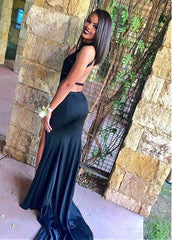 Black Mermaid Evening Dresses With Lace Appliques