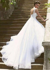 Lace Appliques Tulle Sweetheart Beading A-line Wedding Dress