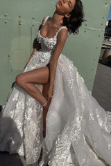 Sweetheart Appliques Tulle Appliques Wedding Dress