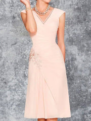 Two Piece Sheath / Column Mother of the Bride Dress Elegant V Neck Knee Length Chiffon 3/4 Length Sleeve with Pleats Embroidery - RongMoon