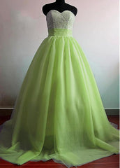 Ball Gown Quinceanera Dresses With Beads And Rhinestones