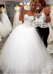 Luxury Tulle Sweetheart Beading Ball Gown Wedding Dress