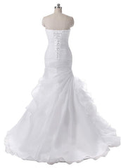 Chic Neckline Mermaid Wedding Dresses