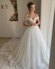 Off The Shoulder Backless Sweetheart Pearl Ball Gown Wedding Dress