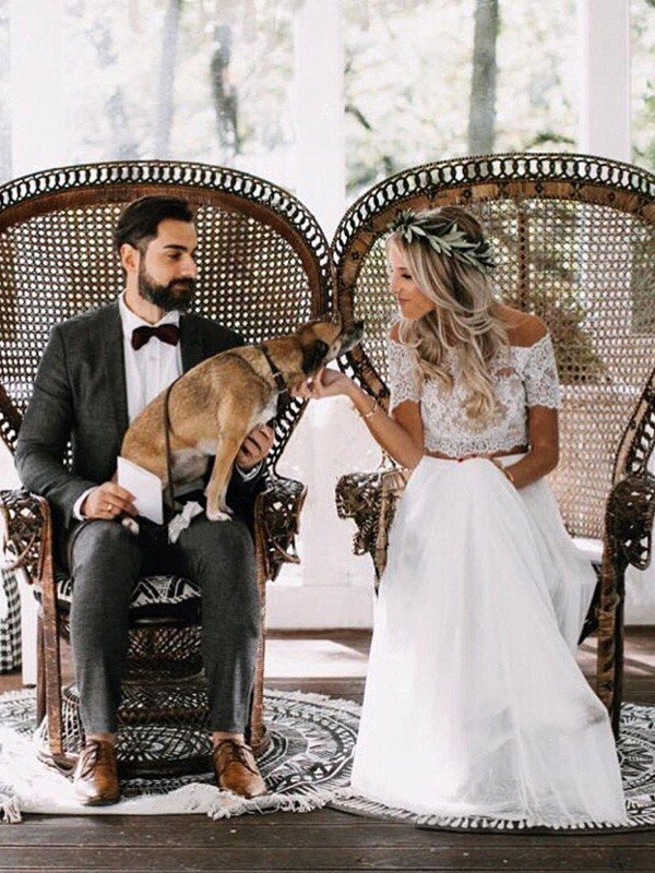 Cheap Tulle Off The Shoulder Half Sleeve Sexy Lace Wedding Dress