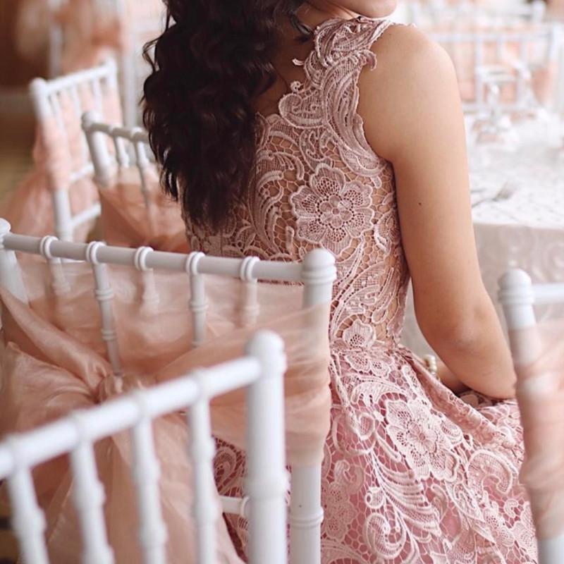 Vintage V Neck Tea Length Lace Wedding Guest Dresses