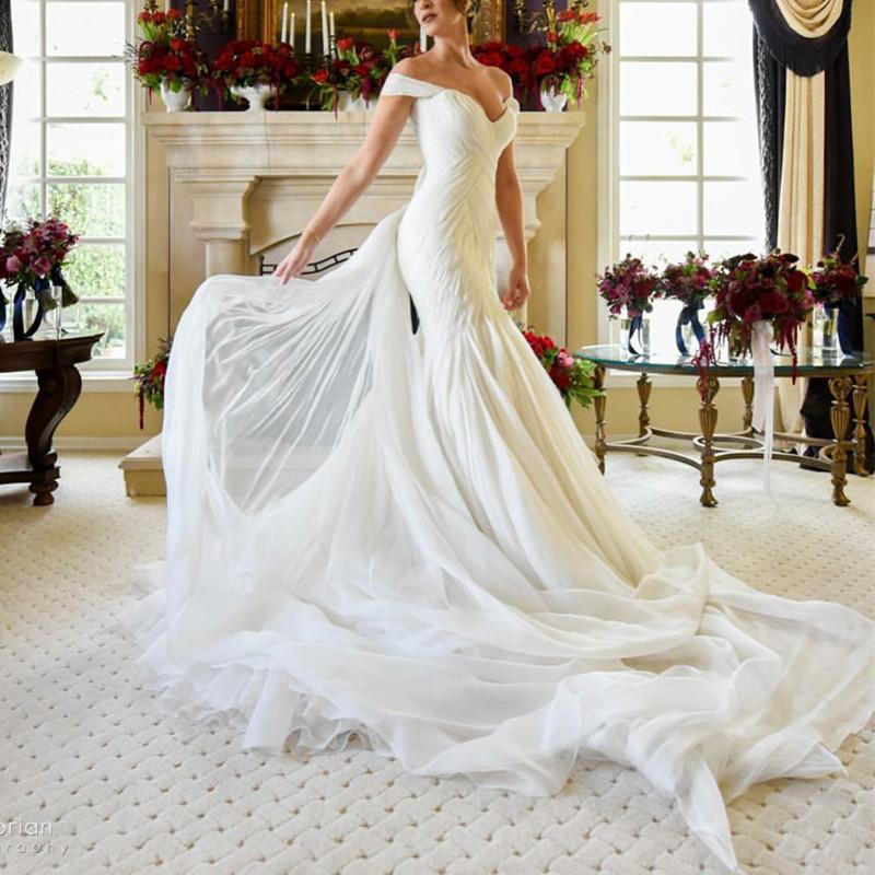 Sexy Off Shoulder V Neck Tulle Mermaid Wedding Dresses 2017
