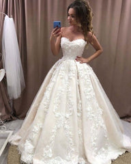 Sweetheart Satin A Line Appliques Flower Ivory Wedding Dress