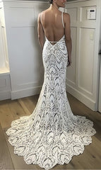 Sheath Column Mesh V Neck Lace Wedding Dress