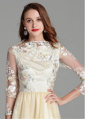 Tulle & Embroidery Lace Bateau Champagne Long Prom Dress