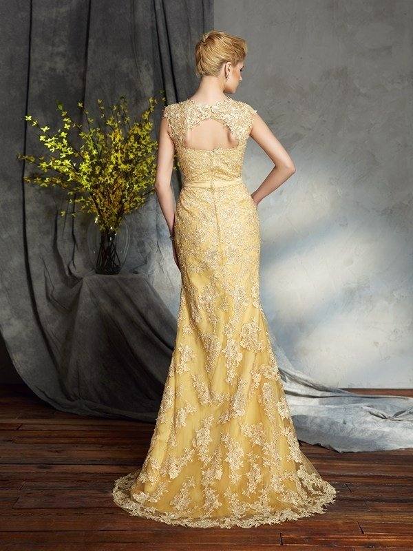 Trumpet/Mermaid Scoop Lace Sleeveless Long Lace Mother of the Bride Dresses - RongMoon