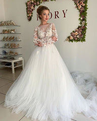Long Sleeve A-line Sheer Tulle Elegant Appliques Wedding Dress