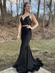 Black Two Piece Mermaid Spaghetti StrapsCrop Top Prom Dress