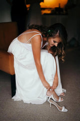 Beach Backless Chiffon Deep V-neckline Wedding Dress