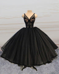 Ball Gown Midi Prom Dresses V Neck Lace Appliques - RongMoon