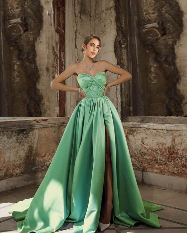 Long Ruched Sweetheart Split Dress - RongMoon