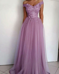 Elegant Tulle Off The Shoulder Dresses Lace Appliques