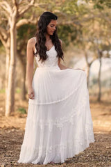 A Line V Neck Bridal Gown Tulle Wedding Dress