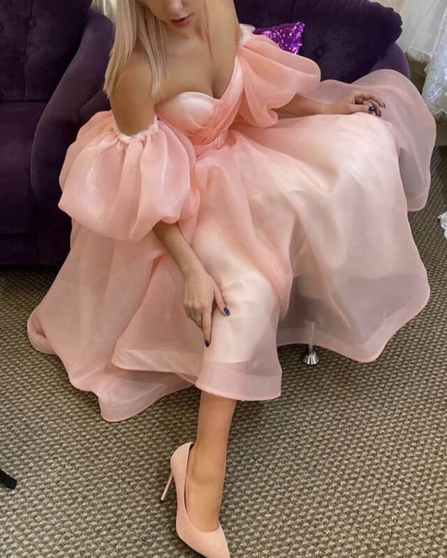Puffy Sleeves Pink Tulle Midi Dresses