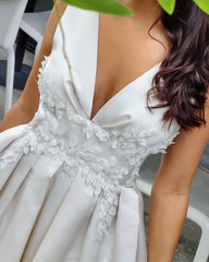 Short Silver V-neck Appliques Satin Homecoming Dress - RongMoon