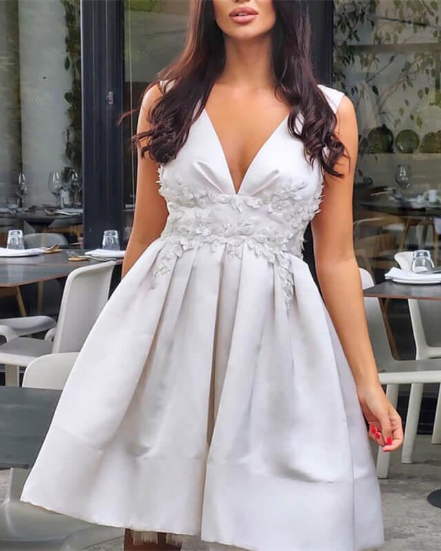 Short Silver V-neck Appliques Satin Homecoming Dress - RongMoon