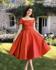 A-line Spaghettti Straps Satin Knee Length Dress