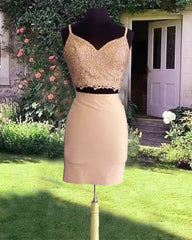 Short Two Piece Lace V-neck Tight Dress