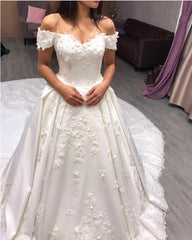 Lace Embroidery V-neck Royal Train Satin Wedding Dresses 2018