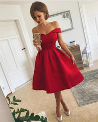 Short Satin V-neck Off The Shoulder Bridesmaid Dresses Knee Length Party Gowns