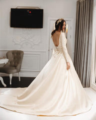 Vintage Long Sleeves Open Back Satin Wedding Dresses For Bride