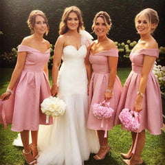 Short V Neck Off The Shoulder Bridesmaid Dresses Knee-length Cocktail Dresses