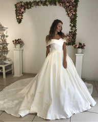 Elegant Off The Shoulder Sweep Train Satin Wedding Dresses Lace Embroidery