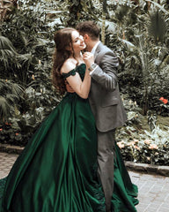 Gorgeous Lace Flower Beaded V-neck Emerald Green Prom Dress Ball Gowns