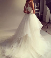 A Line V Neck Ruffles Tulle Princess Wedding Dresses Lace Appliques