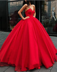 Tulle Ball Gown Floor Length Wedding Dress Strapless