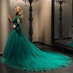 Lace Appliques Long Sleeves V Neck Ball Gowns Wedding Dresses