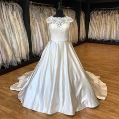 Vintage Lace Cap Sleeves Satin Wedding Dresses Ball Gowns 2017