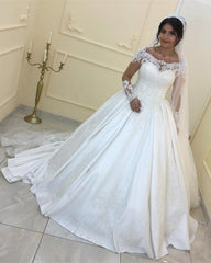 Vintage Lace Long Sleeves Ball Gowns Wedding Dresses Satin