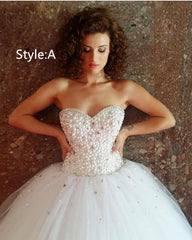 Elegant Crystal And Pearl Beaded Sweetheart Ball Gowns Wedding Dresses 2018